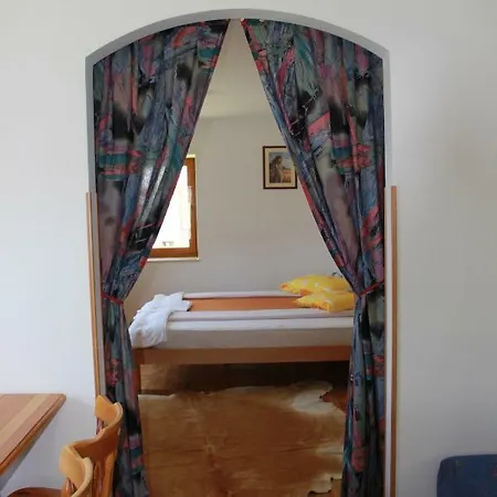 Apartma Ana
